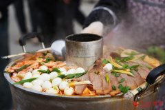 冬阳沐河湟 火锅蕴温情